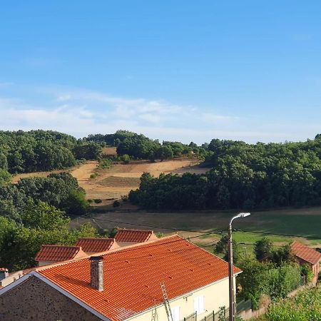 Casa Da Fonte Em Prada, Vinhais Luaran gambar