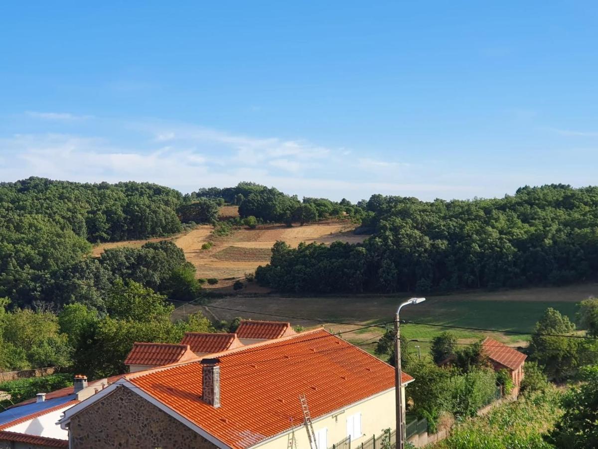 Casa Da Fonte Em Prada, Vinhais Luaran gambar