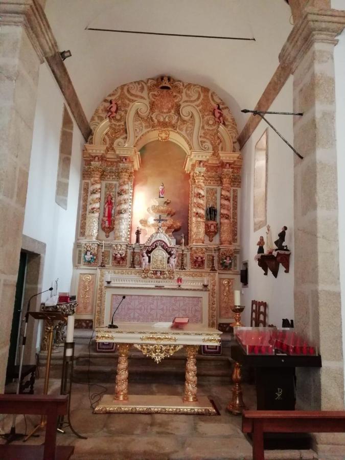 Casa Da Fonte Em Prada, Vinhais Luaran gambar